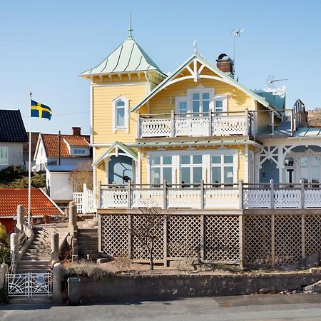 Strandflickornas Annex Gula Villan Lysekil Kültér fotó